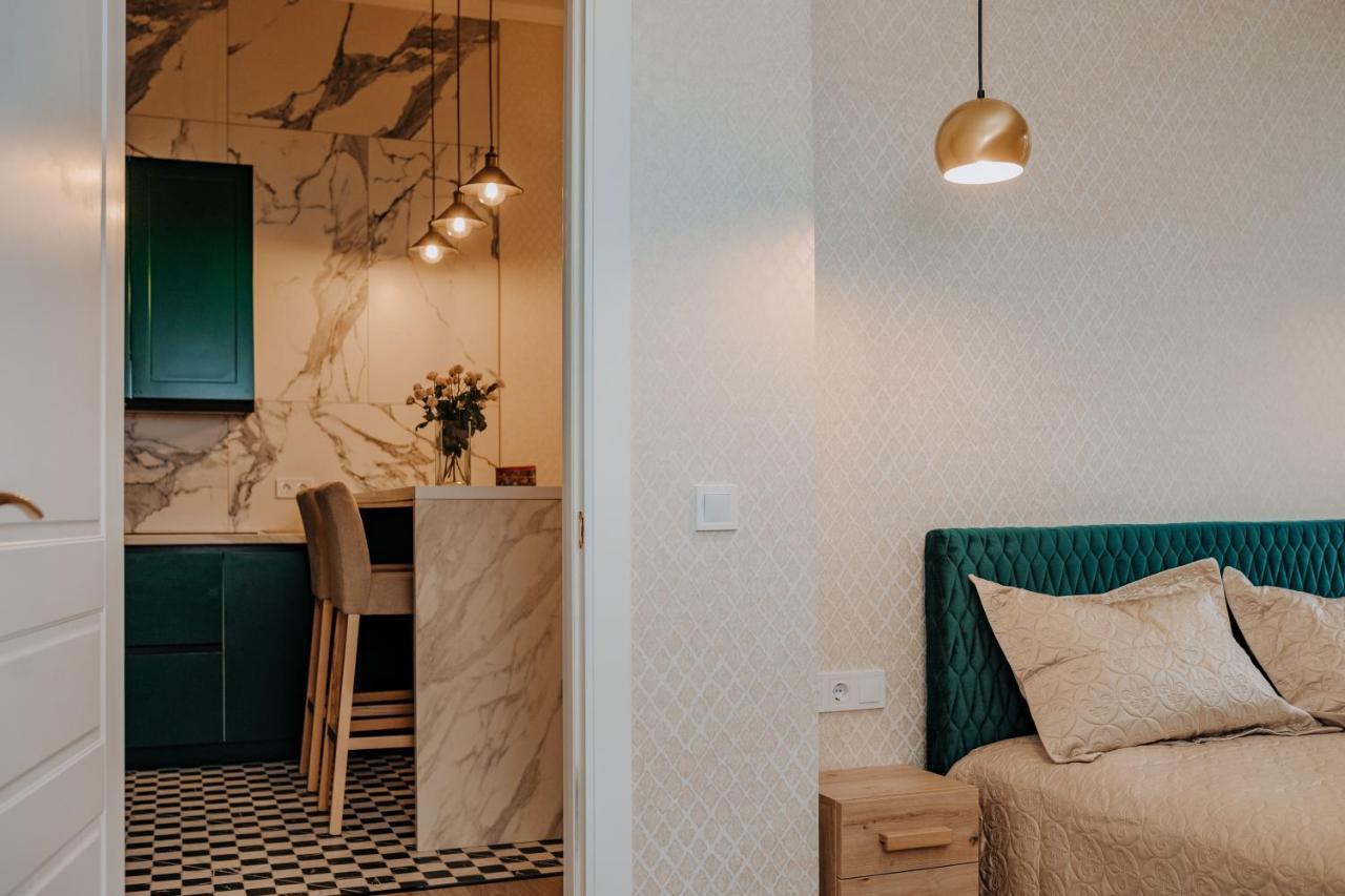 לבוב V.I.P Apartments Dominikanos מראה חיצוני תמונה