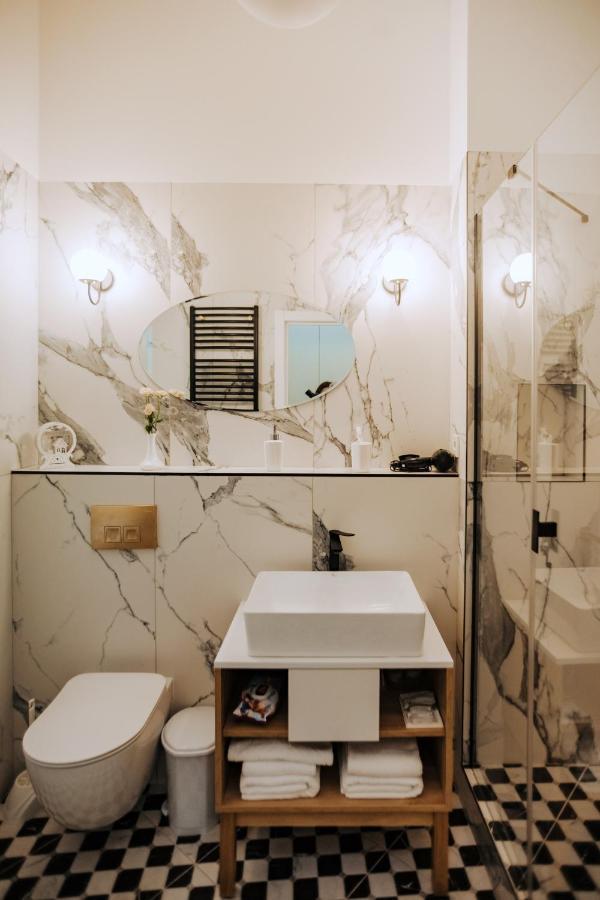 לבוב V.I.P Apartments Dominikanos מראה חיצוני תמונה