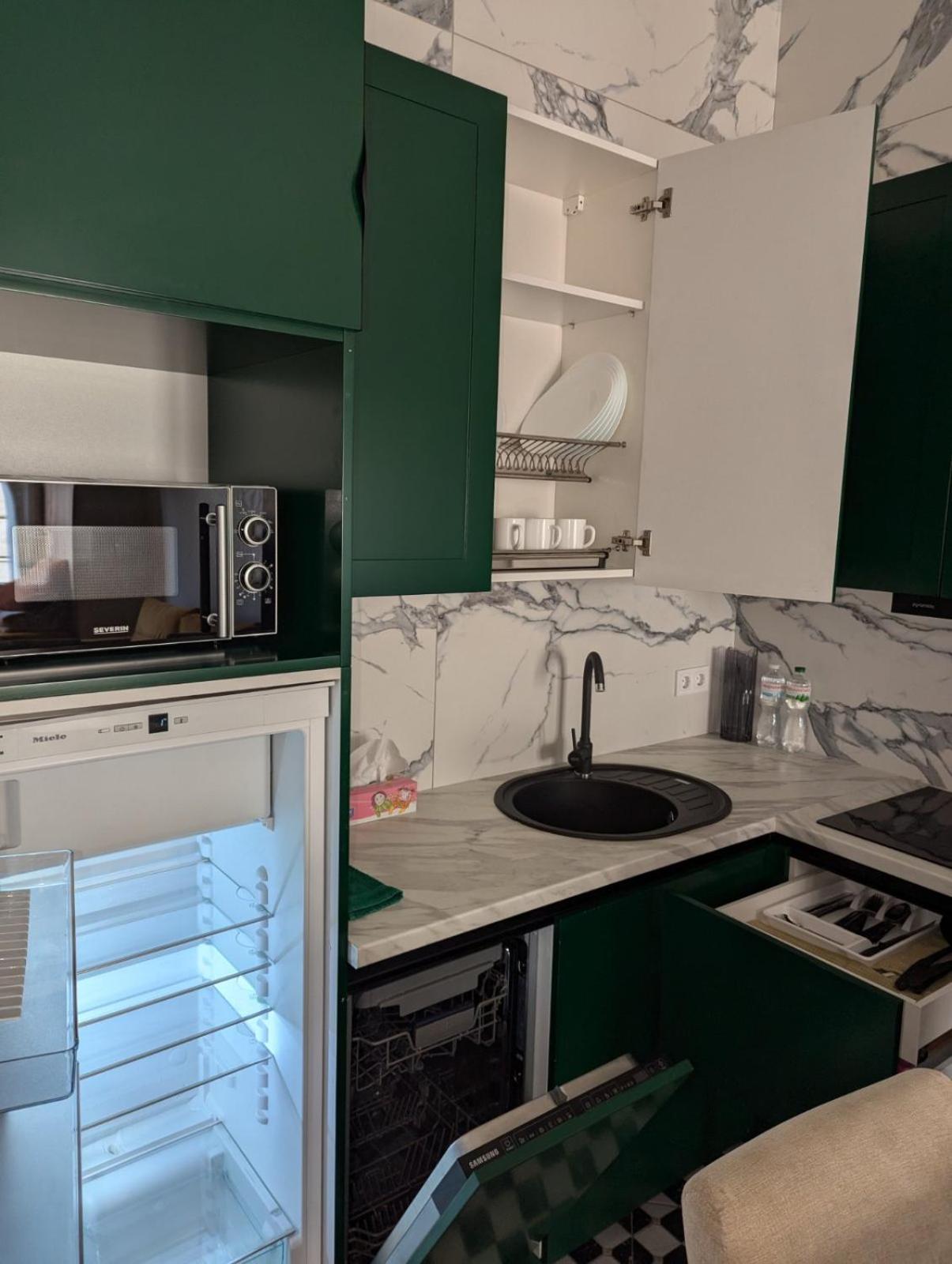 לבוב V.I.P Apartments Dominikanos מראה חיצוני תמונה